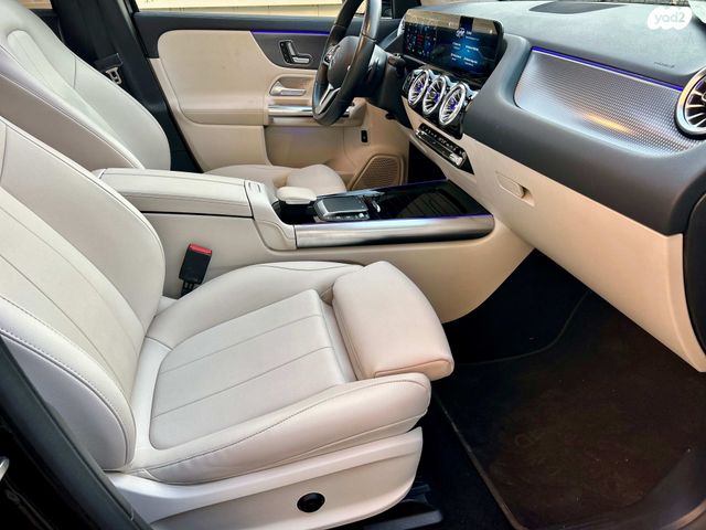 מרצדס-בנץ EQA