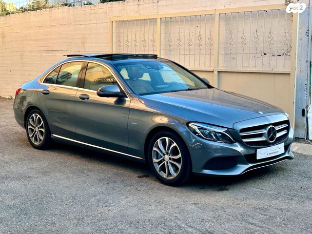 מודעת רכב מרצדס-בנץ C-class