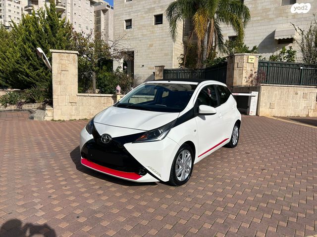 מודעת רכב טויוטה אייגו