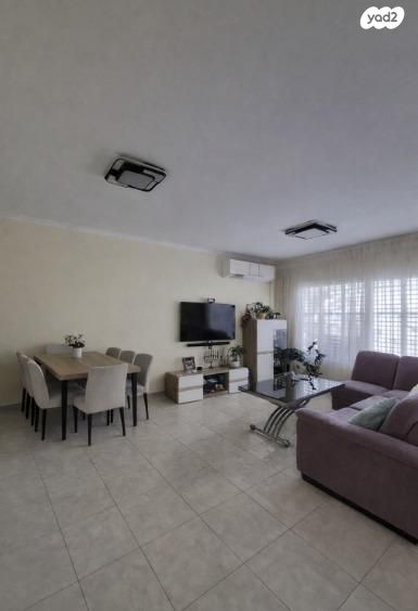 דרך מנחם בגין 5