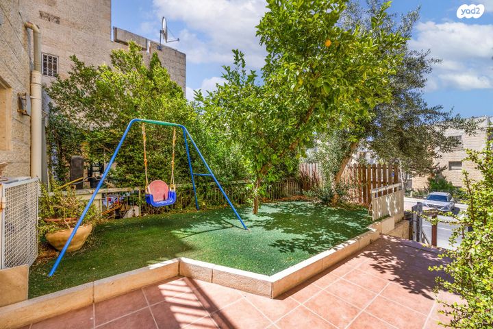 דירת גן, אנוסי משהד 20, ארמון הנציב, תלפיות מזרח, ירושלים