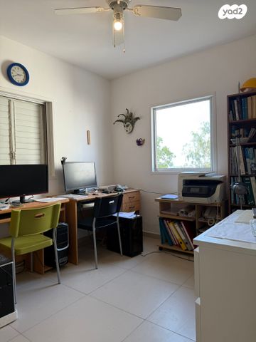 דירה, יוספי 14, שכונת בן גוריון, מרכז העיר ג', רמת גן