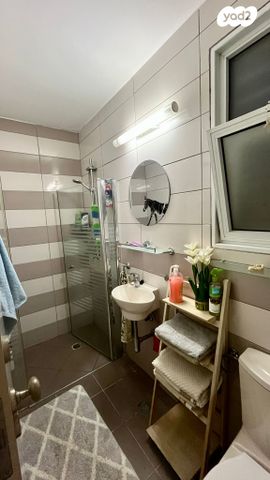 גג/ פנטהאוז, הזמיר 22, נהריה הירוקה, נהריה