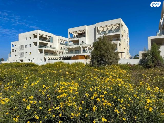 דירה, אל בחר 32, ג'סר א זרקא, ג'סר א זרקא