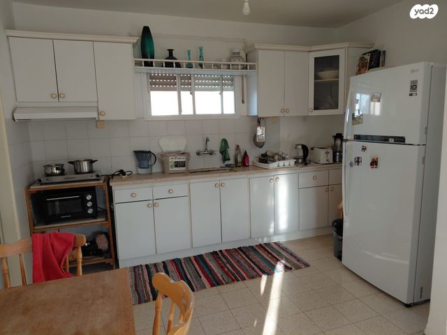 דירה, כורש 3, עמידר, פרדס חנה כרכור