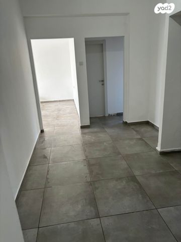 דירה, עמק חפר 4, נאות הרצל, נתניה