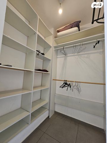 דירה, סמטת אבני חושן 10, גני מרום, רמת גן