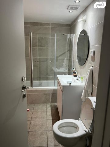 דירה, שדרות עמק האלה 65, שקמים ואגמים, אשקלון