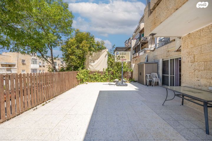 דירת גן, אנוסי משהד 20, ארמון הנציב, תלפיות מזרח, ירושלים