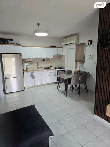 דירה, ארלוזורוב 25, רובע ה', אשדוד