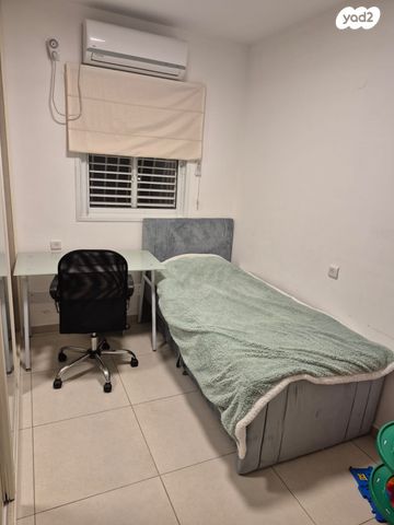 דירה, יום הכיפורים 24, קרית שרת מערב, חולון