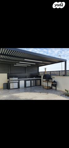 בית פרטי/ קוטג', תות 2, קרית מנחם, אופקים