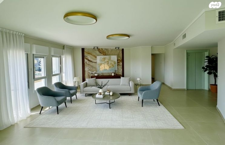 גג/ פנטהאוז, הצוללים 2, רובע ד', אשדוד