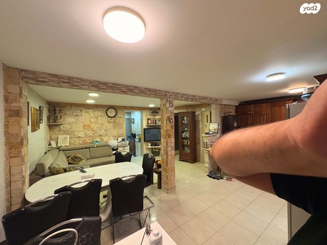 דירת גן, שלום צלח 17, עמישב, פתח תקווה