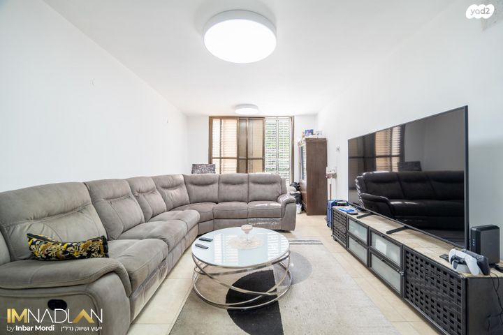 דירה, אחד העם 36, מחנה יהודה, פתח תקווה