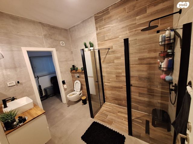 דירת גן, דולב 2, יצחק שמיר, נהריה