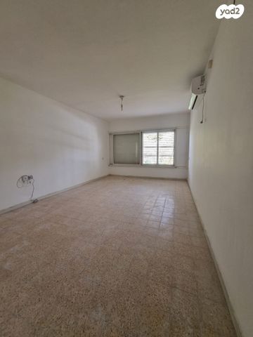 דירה, סמטת התפוז 3, אושיות, רחובות