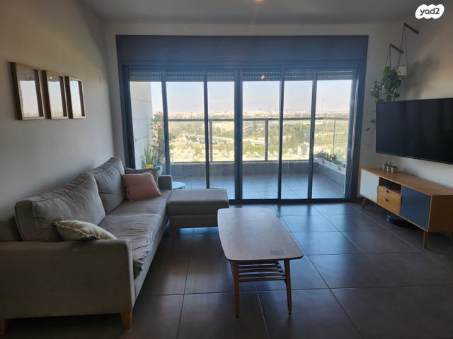 ז'בוטינסקי 3