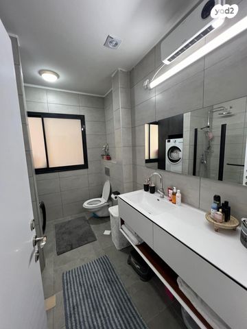 דירה, הרב אבא אבוחצירה 23, שדרות בפארק, שדרות