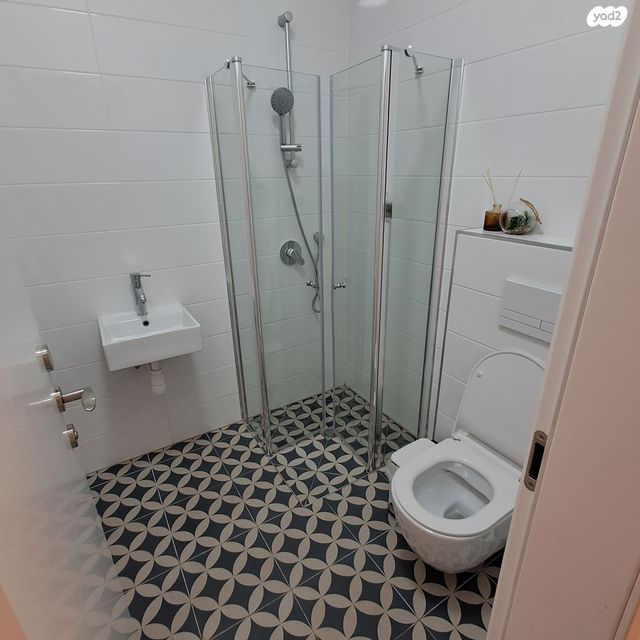 דירה, ברקת 23, אבני חן, חריש