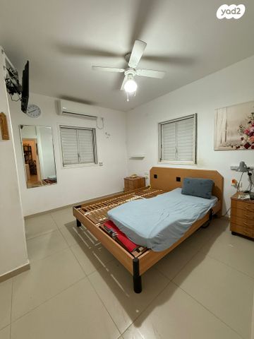 דירה, יוספי 14, שכונת בן גוריון, מרכז העיר ג', רמת גן