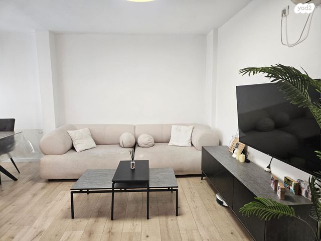 דירה, יעקב משה ברוידה 6, לב המושבה / מרכז העיר, פתח תקווה