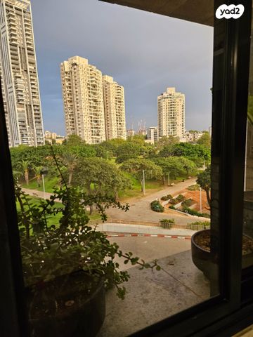 דירה, יצחק שדה 6, דרום מערב ותיק, בת ים