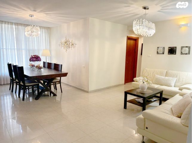 הרב נויפלד 3