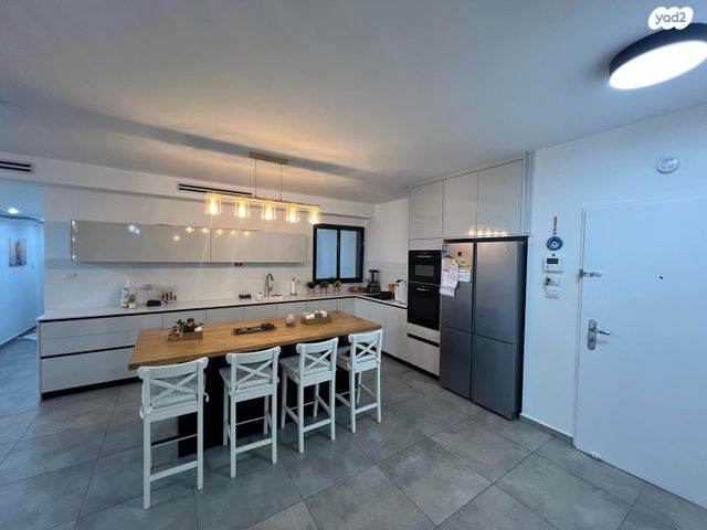 הרב אבא אבוחצירה 23