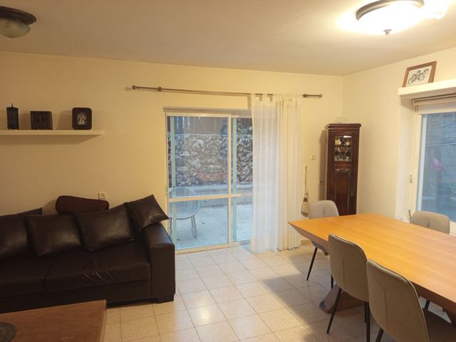 בית פרטי/ קוטג', מי מרום 31, בית אל, בית אל