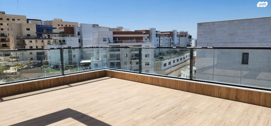 גג/ פנטהאוז, עמק חפר 55, מורשת, מודיעין מכבים רעות