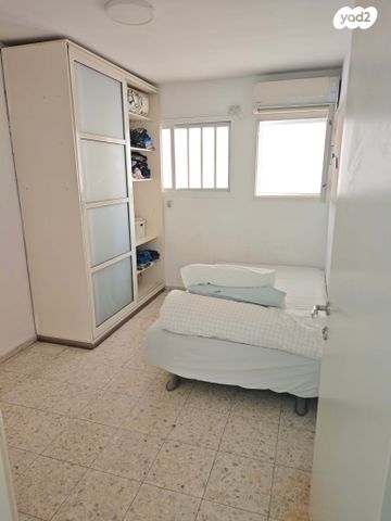 דירה, כיכר הקניזי 1, שכונה ד', באר שבע