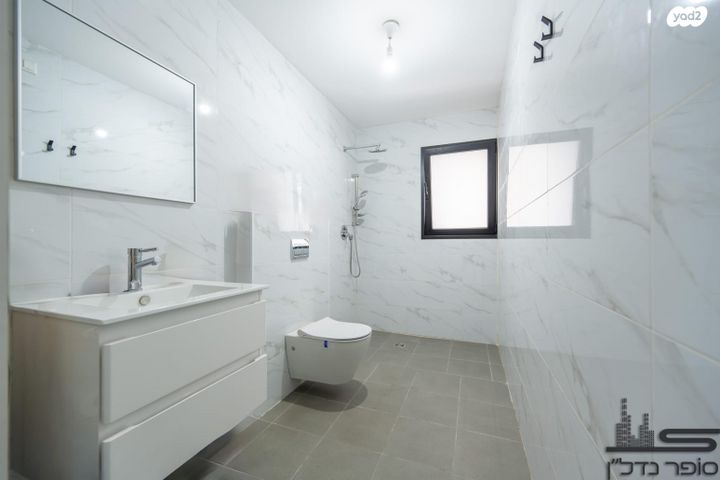 דירה, אלוף הניצחון 20, עליות, רמת גן