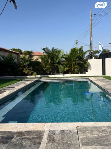 בית פרטי/ קוטג', דן 9, נווה ציון, גדרה