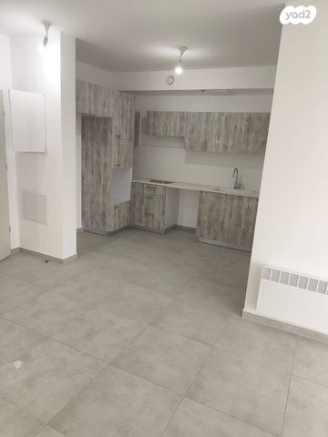 דירה, שדרות הרצל 116, בית הכרם, רמת בית הכרם, ירושלים