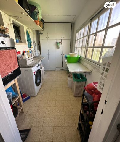 דירה, רחבת הרב עוזיאל 17, שכונה י"א, באר שבע