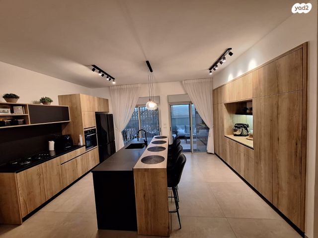 דירת גן, דולב 2, יצחק שמיר, נהריה