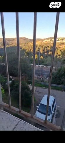 גג/ פנטהאוז, א.מ. בלוך 4, קרית יערים, קרית יערים