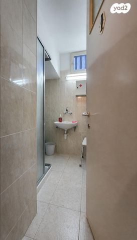 דירה, רחבת הרב קוק 28, שכונה י"א, באר שבע