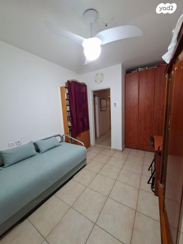 דירה, עמק בית שאן 19, המגינים, מודיעין מכבים רעות