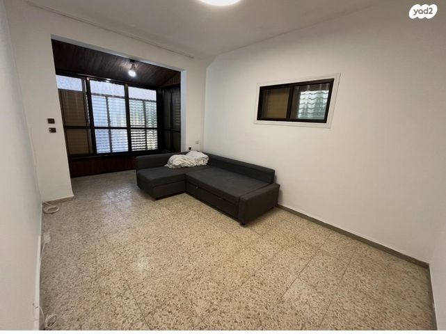 יהושע חנקין 104