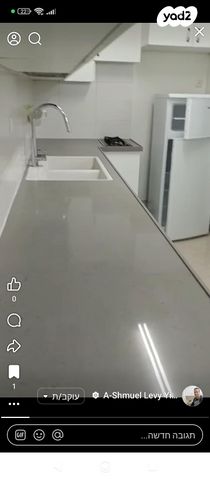 השישה עשר 38