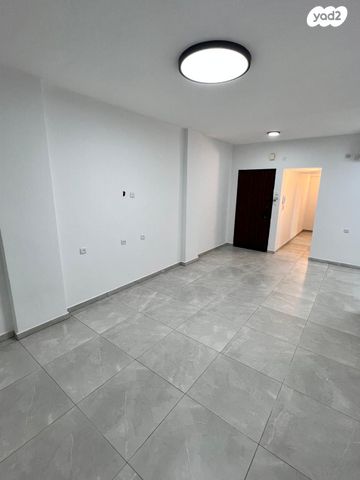 ארלוזורוב 72