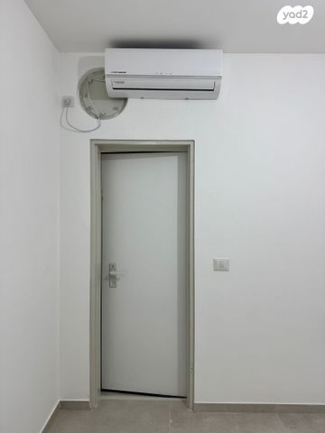 דירה, רקפת 6, הפרחים, חריש