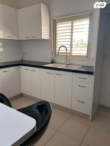 דירה, שדרות העצמאות 47, רמות בן צבי, יבנה