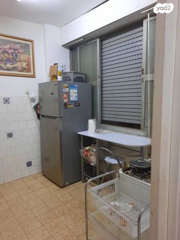 דירה, אנצו סירני 34, גבעת הרמבם, גבעתיים