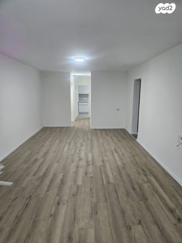 דירה, שאול הדדי 14, רמת יוסף, בת ים