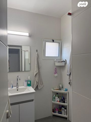 דירה, ארלוזורוב 72, עצמאות יוספטל, בת ים