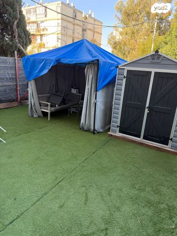 דירת גן, העבודה 11, ג'סי כהן, חולון