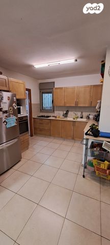 רפאל בר לביא 11